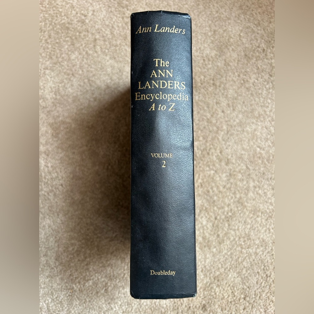 ANN LANDERS Encyclopedia A to Z - Volume II